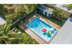 620 Sw 22nd Rd, Miami