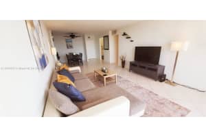 2450 Ne 135th St 803, North Miami