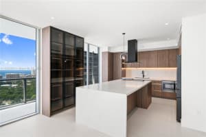 1111 Sw 1st Ave 3719-n, Miami