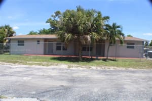 3133 Sw 13th St 1-2, Fort Lauderdale