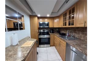 1965 S Ocean Dr Ld, Hallandale Beach