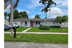 18483 Sw 89th Pl, Cutler Bay