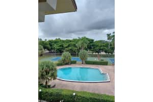 11925 Ne 2nd Ave B414, North Miami