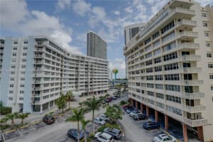 1817 S Ocean Dr 515, Hallandale Beach