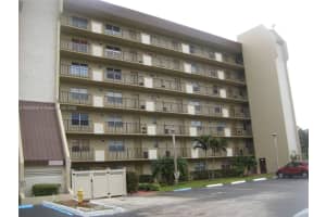 3150 W Rolling Hills Cir 601, Davie