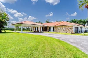 15420 Sw 212th Ave, Miami