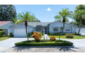 11680 Sw 92nd St, Miami