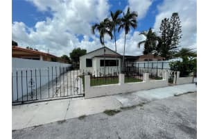 508 E 40th St, Hialeah
