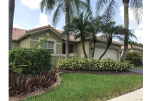 4265 Pine Ridge Ct 1, Weston