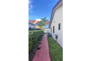 11570 Sw 5th St Rear, Sweetwater