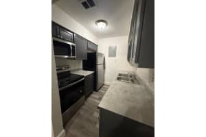 4121 Nw 30th Ter 3, Lauderdale Lakes
