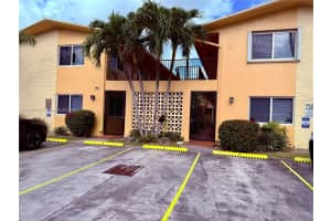 1733 Mayo St 6, Hollywood