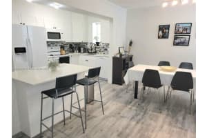 20350 W Country Club Dr Ph8-4, Aventura