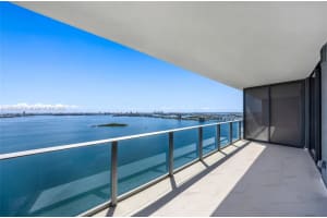700 Ne 24th Street 3204, Miami
