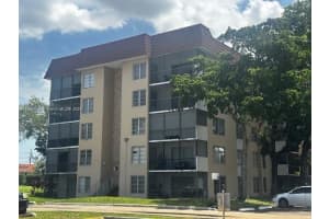 4160 Inverrary Dr 401, Lauderhill