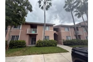 3221 Sabal Palm Mnr 101, Davie