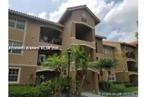 100 Sw 117th Ter 2104, Pembroke Pines