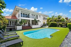 6850 Sunrise Ter, Coral Gables