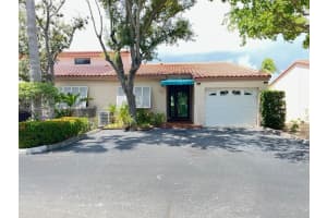 14820 Balgowan Rd 14820, Miami Lakes