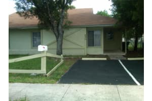835 Sw 8th St 1, Hallandale Beach