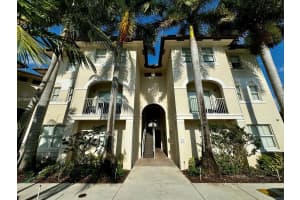 11603 Nw 89th St 110, Doral