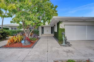 12840 Hickory Rd, North Miami