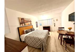 26 Diplomat Pkwy 2325, Hallandale Beach