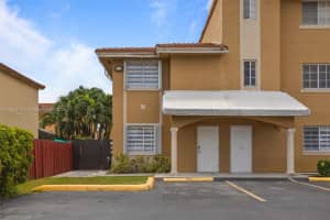 3378 W 80th St 103, Hialeah