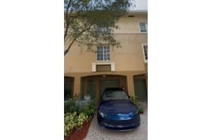 2961 Ne 185th St 1617, Aventura