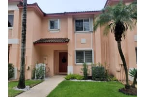 589 Nw 208th Way 589, Pembroke Pines