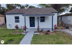 849 W 2nd St A, Riviera Beach