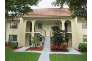 110 Lake Meryl Dr 216, West Palm Beach