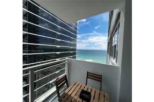 2030 S Ocean Dr 1022, Hallandale Beach