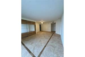 3300 Ne 191st St 1106, Aventura