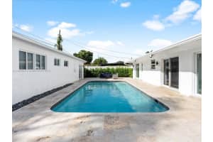 6340 Coolidge St, Hollywood