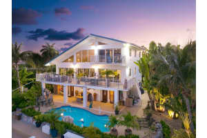 14 Avenue F, Marathon