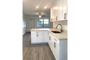 215 Sw 10th St 0, Hallandale Beach
