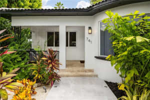 741 Ne 87th St, Miami