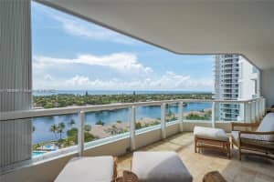 21150 Point Pl 1404, Aventura