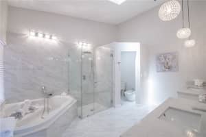 1300 Danbury Ave, Davie