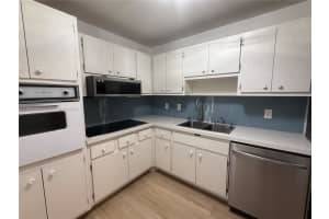 400 Kings Point Dr 316, Sunny Isles Beach