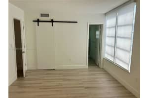 1075 93rd St 106, Bay Harbor Islands