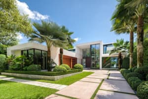 4550 Island Rd, Miami