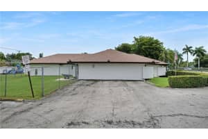 132 Ave Sw 42nd St, Miami