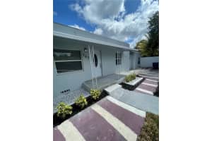783 Nw 98th St, Miami