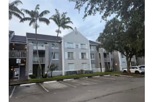 11177 Sw 8th St 105, Pembroke Pines