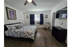 2305 Monroe St 12, Hollywood