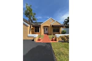 8059 Nw 191st St, Hialeah 8059 Nw 191st St, Hialeah