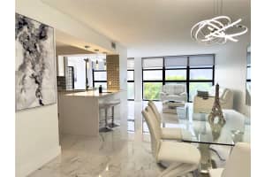400 Leslie Dr 725, Hallandale Beach