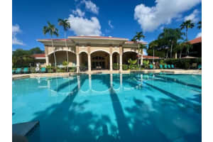 140 Sw 117th Ave 4102, Pembroke Pines